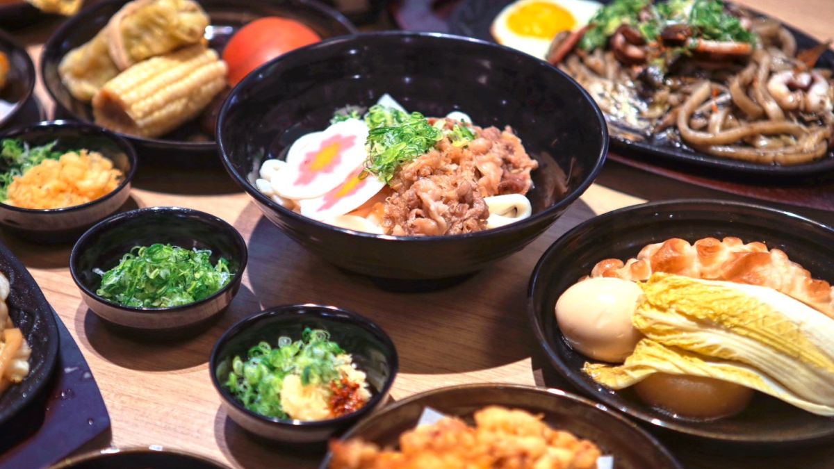 圖／「資生先烏龍麵」全台首店開幕，6月18日至21日點購指定烏龍麵，即贈牛蒡天婦羅乙份；6月22日至24日單筆消費滿500元，再贈湯烏龍麵兌換券5張。（大葉高島屋提供）