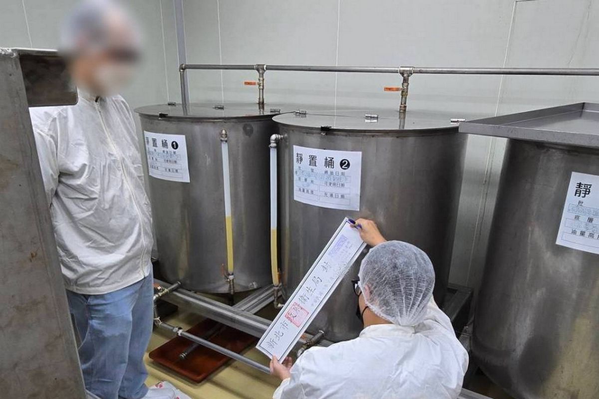 連淨苦茶油驗出苯駢芘超標　新北衛生局勒令停工停售