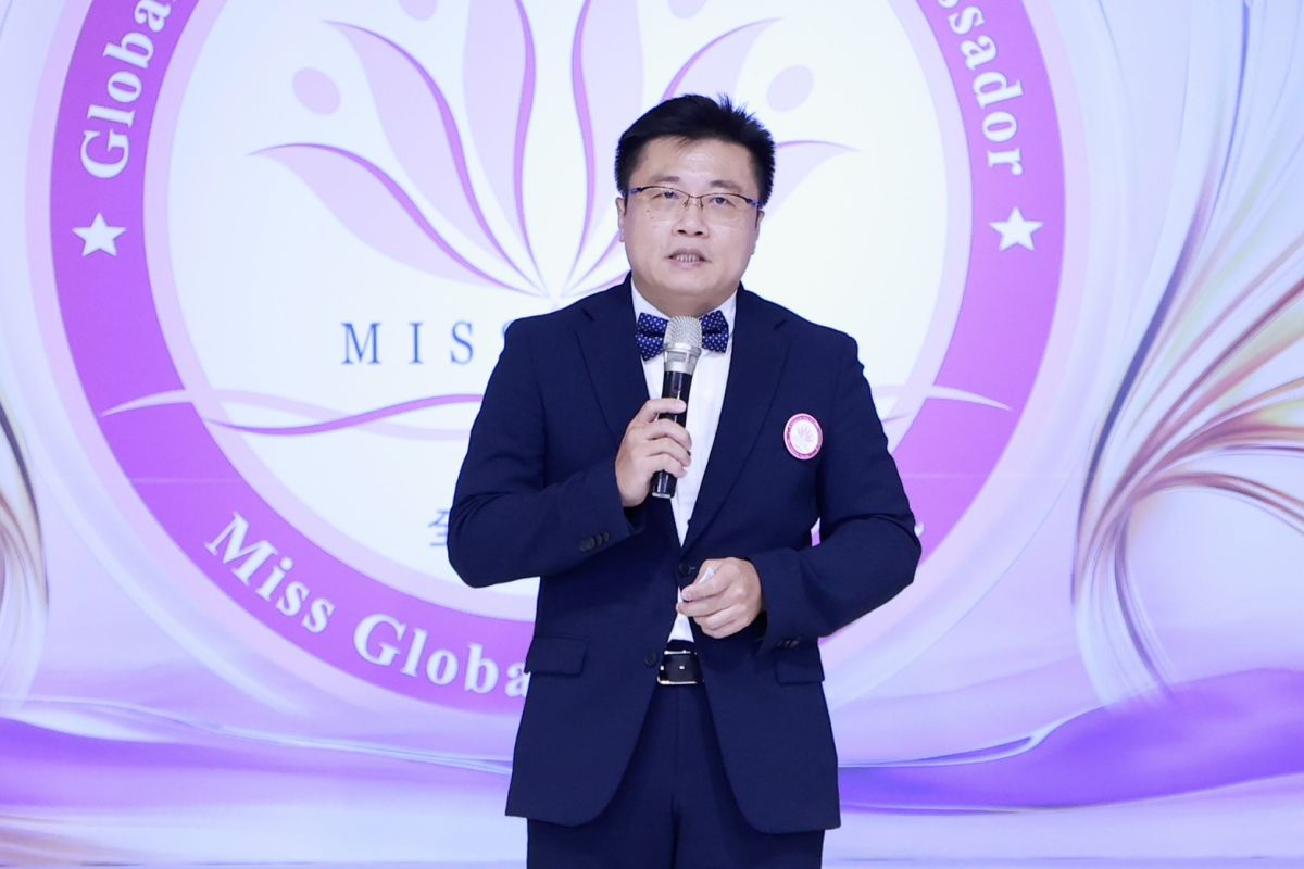 圖／世界盃副主席張啟城期盼城市小姐為世界帶來更多温暖及感動。(中華全球城市選拔協會提供)