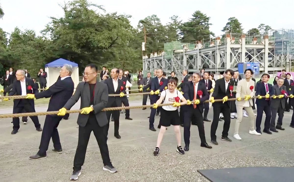 圖／遠東零售集團副董事長徐雪芳受邀出席青森弘前城「百年移城」活動盛事。