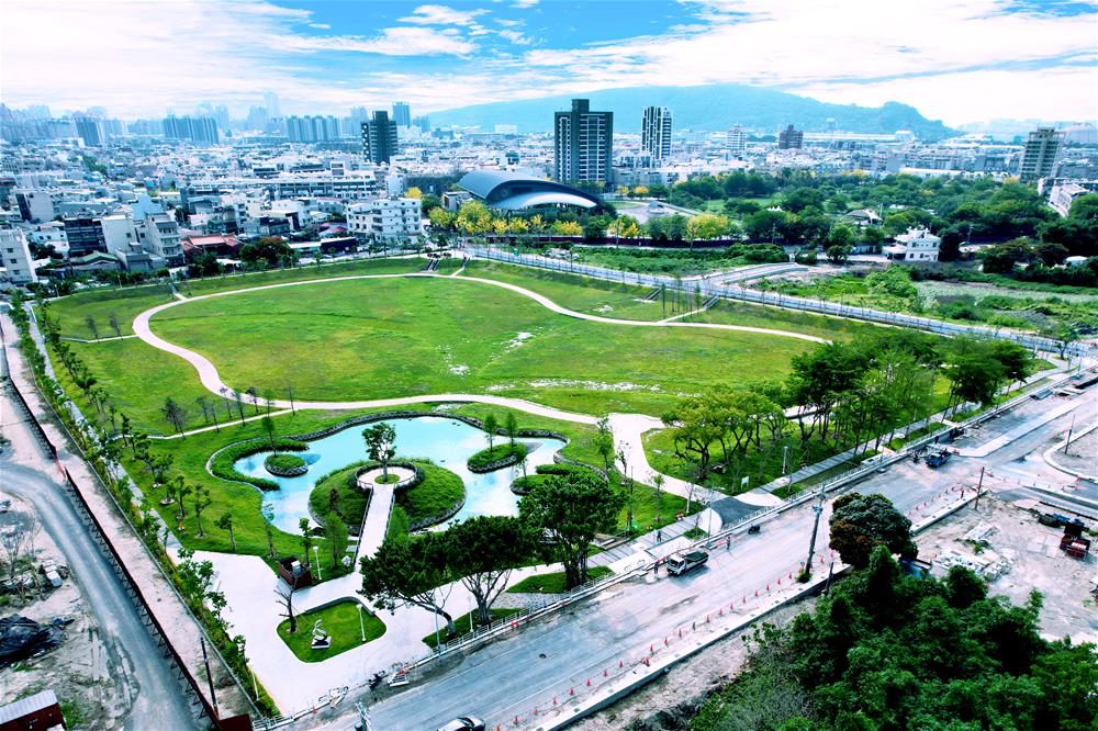 圖／仁武持續優化排水系統，也利用滯洪公園等設施強化區域防洪能力，圖為草潭埤滯洪池。（高雄市政府水利局提供）