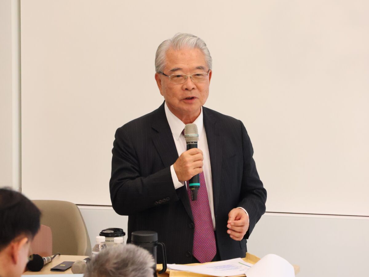 圖／金仁寶集團總裁許勝雄擔任EMBA榮譽講座教授，分享國際企業經營之道。（東海大學提供）